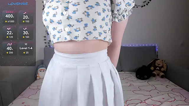 EmmyStar  online show from 27, 2, 2025