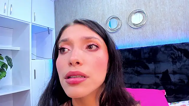 Snapshot of LorenVegga chatting on 2, 2, 2025 LorenVegga online show from 2, 2, 2025