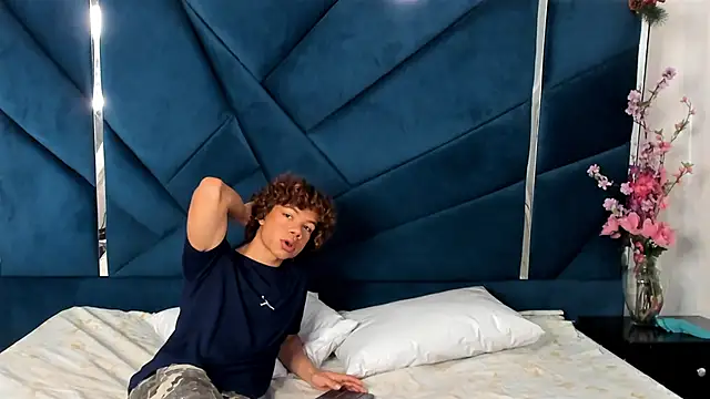 Snapshot of DanteAndKyle chatting on 7, 2, 2025 DanteAndKyle online show from 7, 2, 2025