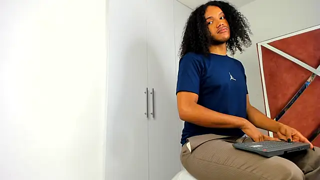 Snapshot of DanteAndKyle chatting on 17, 3, 2025 DanteAndKyle online show from 17, 3, 2025