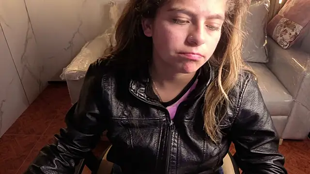 Snapshot of Kitten_Cam chatting on 11, 1, 2026 Kitten Cam online show from 11, 1, 2026