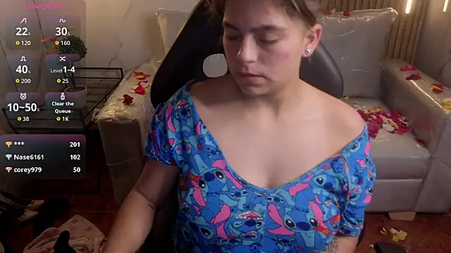 Snapshot of Kitten_Cam chatting on 14, 2, 2026 Kitten Cam online show from 14, 2, 2026