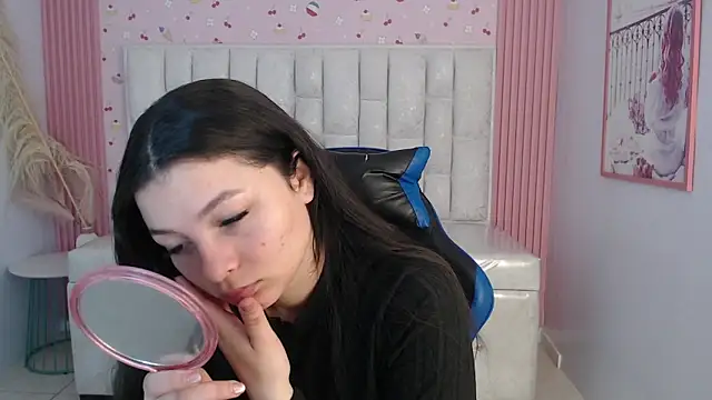 shalon diaz s online show from 15, 12, 2025