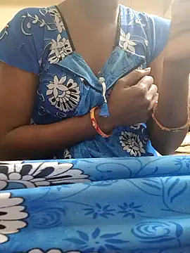 Snapshot of chocobbsimarn chatting on 6, 3, 2025 chocobbsimarn online show from 6, 3, 2025