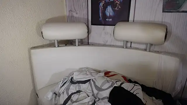 Snapshot of JULIANAWET69 chatting on 12, 2, 2025 JULIANAWET69 online show from 12, 2, 2025