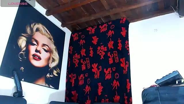 licy blonde hot online show from 24, 6, 2026