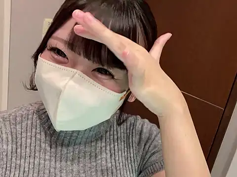 Snapshot of shina_mo_n_ch chatting on 2, 11, 2025 shina mo n ch online show from 2, 11, 2025