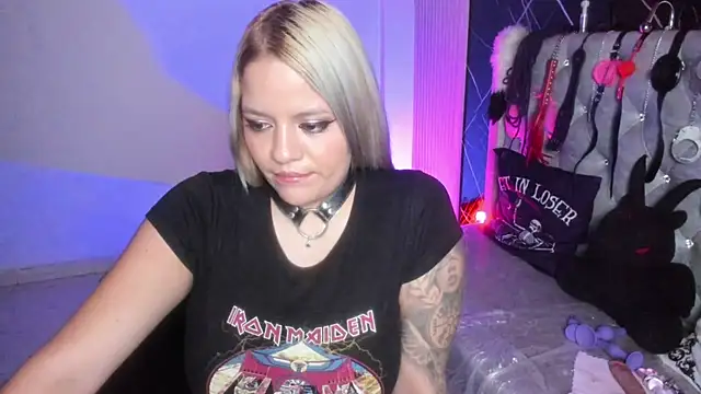 victoria  floyd online show from 27, 10, 2025