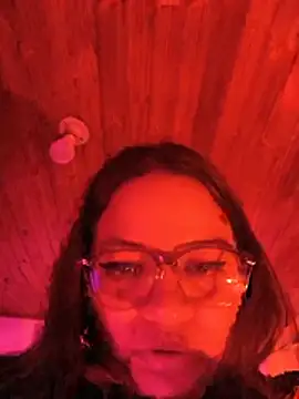 victoria  floyd online show from 25, 6, 2026