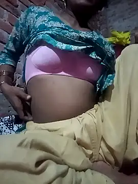 Snapshot of Sexy_Tanya69 chatting on 7, 10, 2025 Sexy Tanya69 online show from 7, 10, 2025