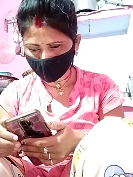 Snapshot of Bhavya_Bhan chatting on 3, 3, 2025 Bhavya Bhan online show from 3, 3, 2025