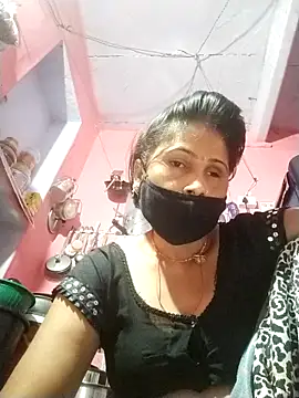 Snapshot of Bhavya_Bhan chatting on 9, 10, 2025 Bhavya Bhan online show from 9, 10, 2025