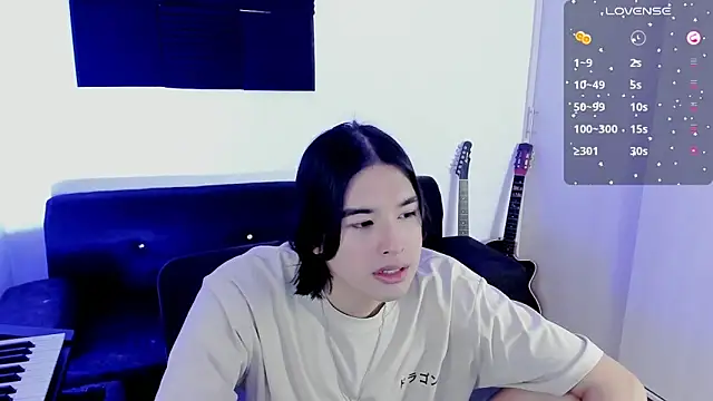 Snapshot of JordiWilld chatting on 8, 4, 2026 JordiWilld online show from 8, 4, 2026