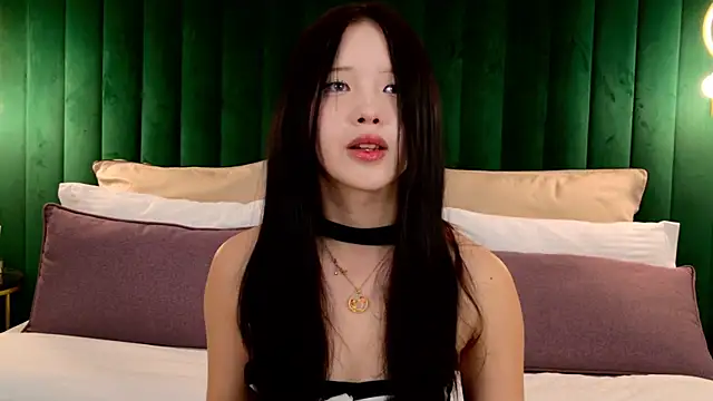 Snapshot of AnneCurtis chatting on 6, 4, 2026 AnneCurtis online show from 6, 4, 2026