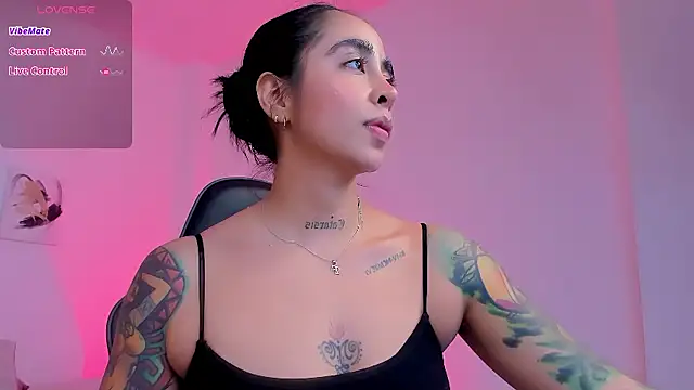 sophierooy22 online show from 25, 9, 2025