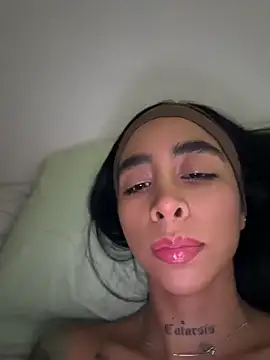 sophierooy22 online show from 15, 7, 2026