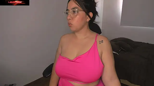 brithany olson25 online show from 24, 1, 2025