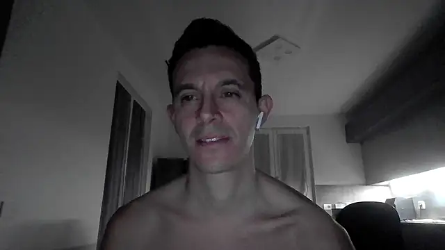 Snapshot of Masterclassyfeet chatting on 15, 3, 2025 Masterclassyfeet online show from 15, 3, 2025