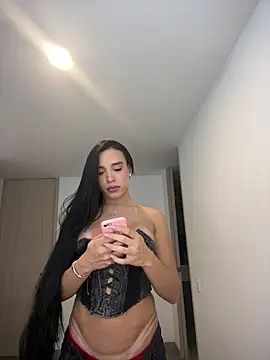 Snapshot of valerietnt chatting on 10, 2, 2025 valerietnt online show from 10, 2, 2025