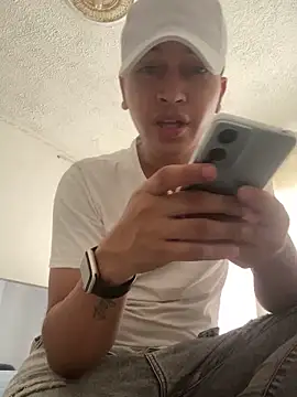 Snapshot of Diegosavage3 chatting on 4, 2, 2025 Diegosavage3 online show from 4, 2, 2025