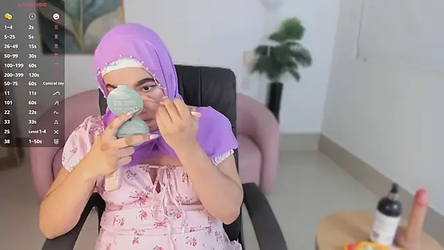 Ayha khalaf online show from 6, 10, 2025