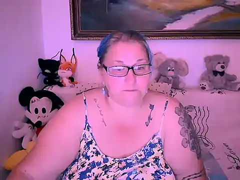 mayamayx online show from 12, 9, 2025