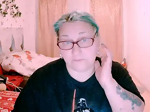 Snapshot of mayamayx chatting on 3, 5, 2026 mayamayx online show from 3, 5, 2026