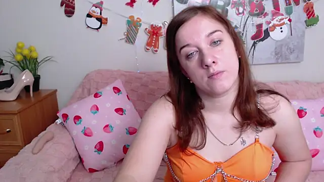 Snapshot of MarthaSimons chatting on 16, 12, 2025 MarthaSimons online show from 16, 12, 2025