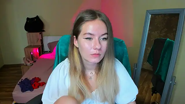 EmilyPaw online show from 31, 1, 2025