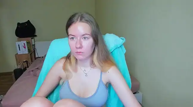 EmilyPaw online show from 16, 3, 2025