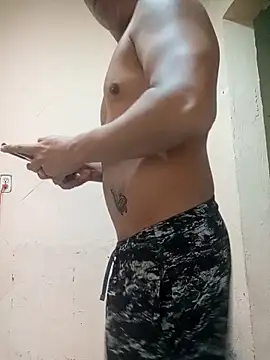 LuisMex1998 online show from 9, 2, 2026