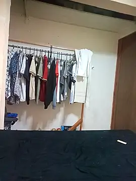 LuisMex1998 online show from 13, 4, 2026