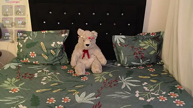 Snapshot of Tina_4_Charlie chatting on 24, 2, 2025 Tina 4 Charlie online show from 24, 2, 2025