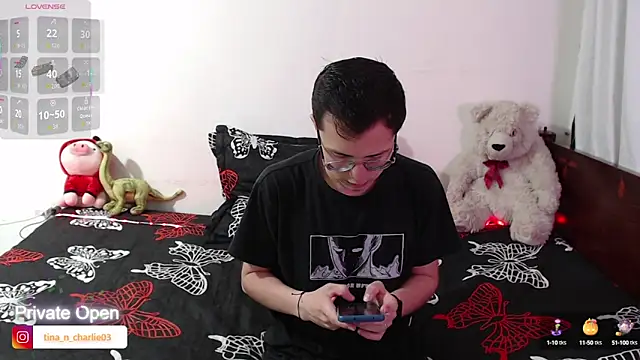 Snapshot of Tina_4_Charlie chatting on 9, 10, 2025 Tina 4 Charlie online show from 9, 10, 2025