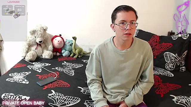 Snapshot of Tina_4_Charlie chatting on 21, 10, 2025 Tina 4 Charlie online show from 21, 10, 2025