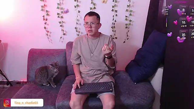 Snapshot of Tina_4_Charlie chatting on 1, 4, 2026 Tina 4 Charlie online show from 1, 4, 2026