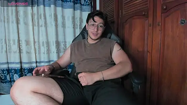 Snapshot of Amon__ashford chatting on 31, 3, 2026 Amon ashford online show from 31, 3, 2026