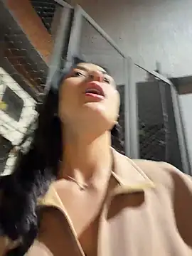 Snapshot of fiorella_paris chatting on 8, 4, 2026 fiorella paris online show from 8, 4, 2026