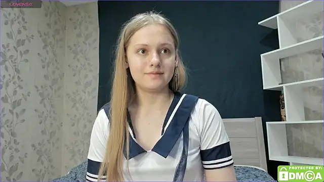 Snapshot of onelovelyalice chatting on 22, 1, 2025 onelovelyalice online show from 22, 1, 2025