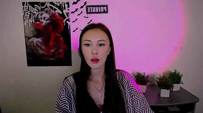 Nikonara Love online show from 16, 2, 2025