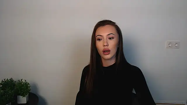 Nikonara Love online show from 23, 10, 2025