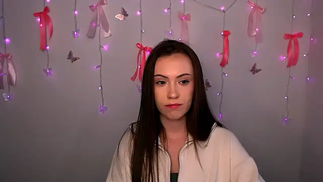 Nikonara Love online show from 19, 3, 2026