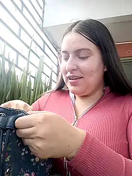 Snapshot of ary-cooper chatting on 1, 2, 2025 ary-cooper online show from 1, 2, 2025