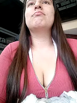 Snapshot of ary-cooper chatting on 1, 2, 2025 ary-cooper online show from 1, 2, 2025