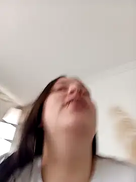 Snapshot of ary-cooper chatting on 15, 11, 2025 ary-cooper online show from 15, 11, 2025