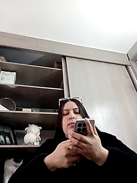 Snapshot of ary-cooper chatting on 29, 11, 2025 ary-cooper online show from 29, 11, 2025