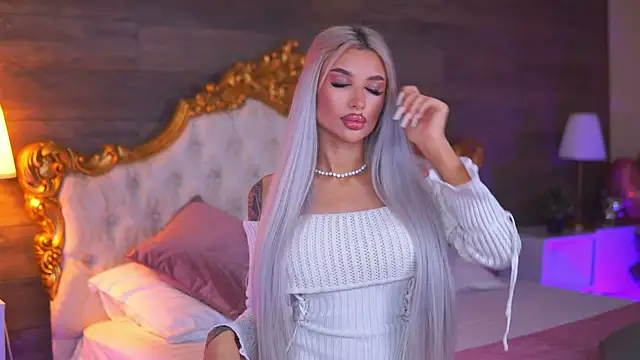 Juicy Jessye online show from 8, 4, 2026