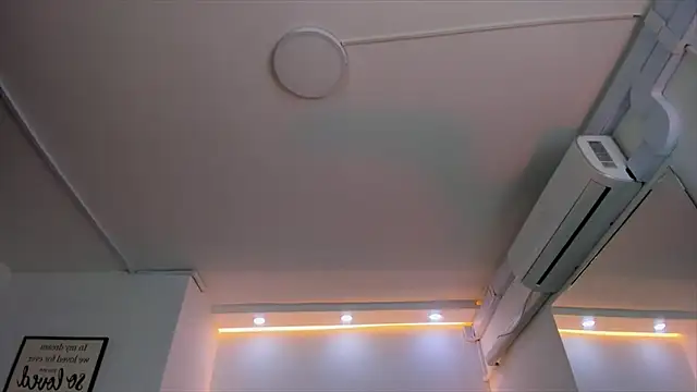 bonnieAn online show from 23, 2, 2025