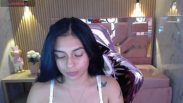 Snapshot of lilith_petit_sub chatting on 13, 2, 2025 lilith petit sub online show from 13, 2, 2025