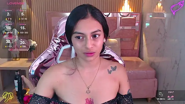 Snapshot of lilith_petit_sub chatting on 9, 3, 2025 lilith petit sub online show from 9, 3, 2025